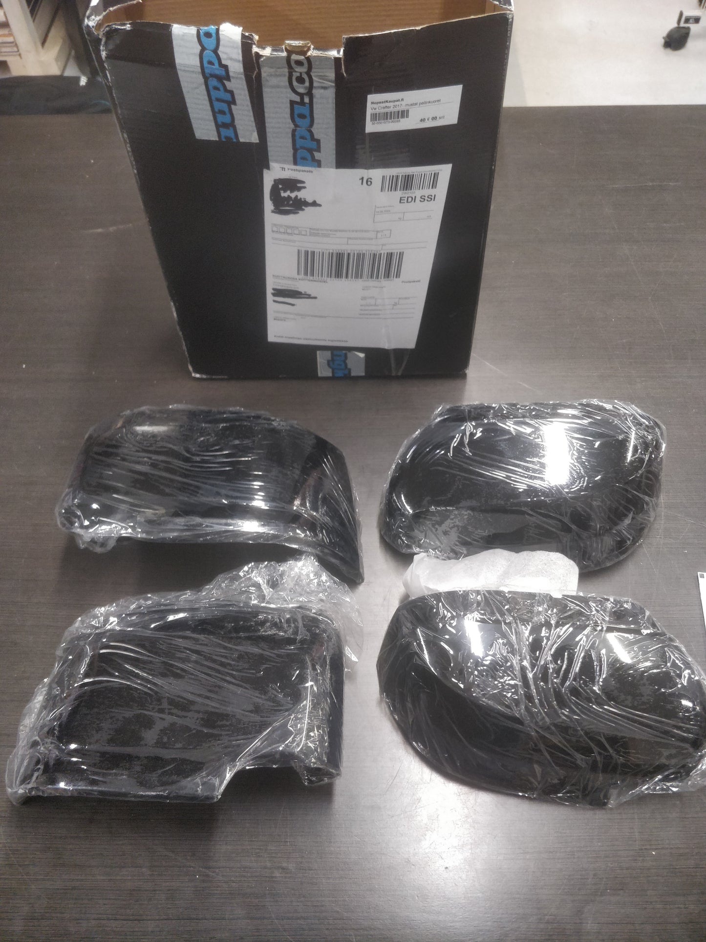 VW Crafter 2017. Mustat Peilinkuoret - (Käyttämätön)